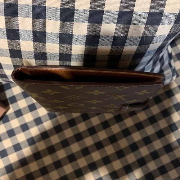 Louis Vuitton Vintage Address/Agenda Book - Picture 10 of 11